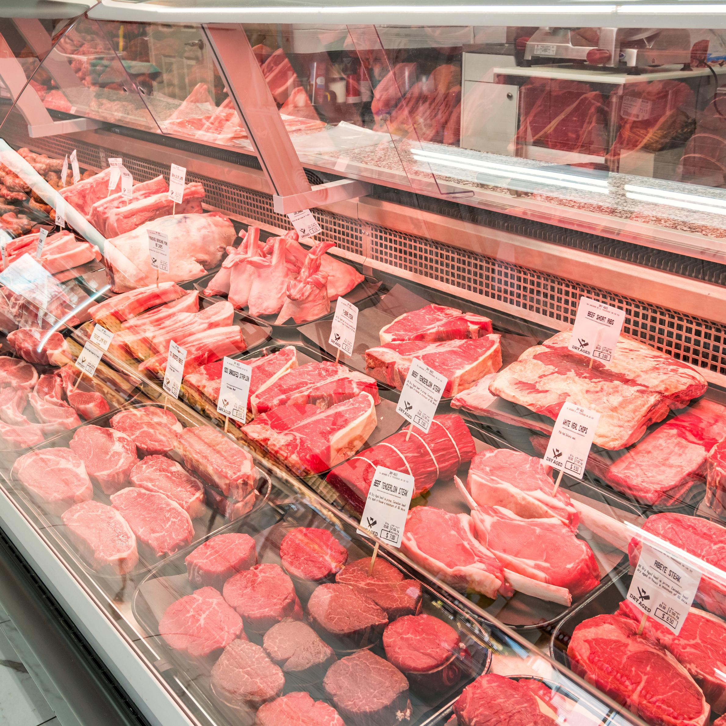 how to store food in a commercial refrigerator